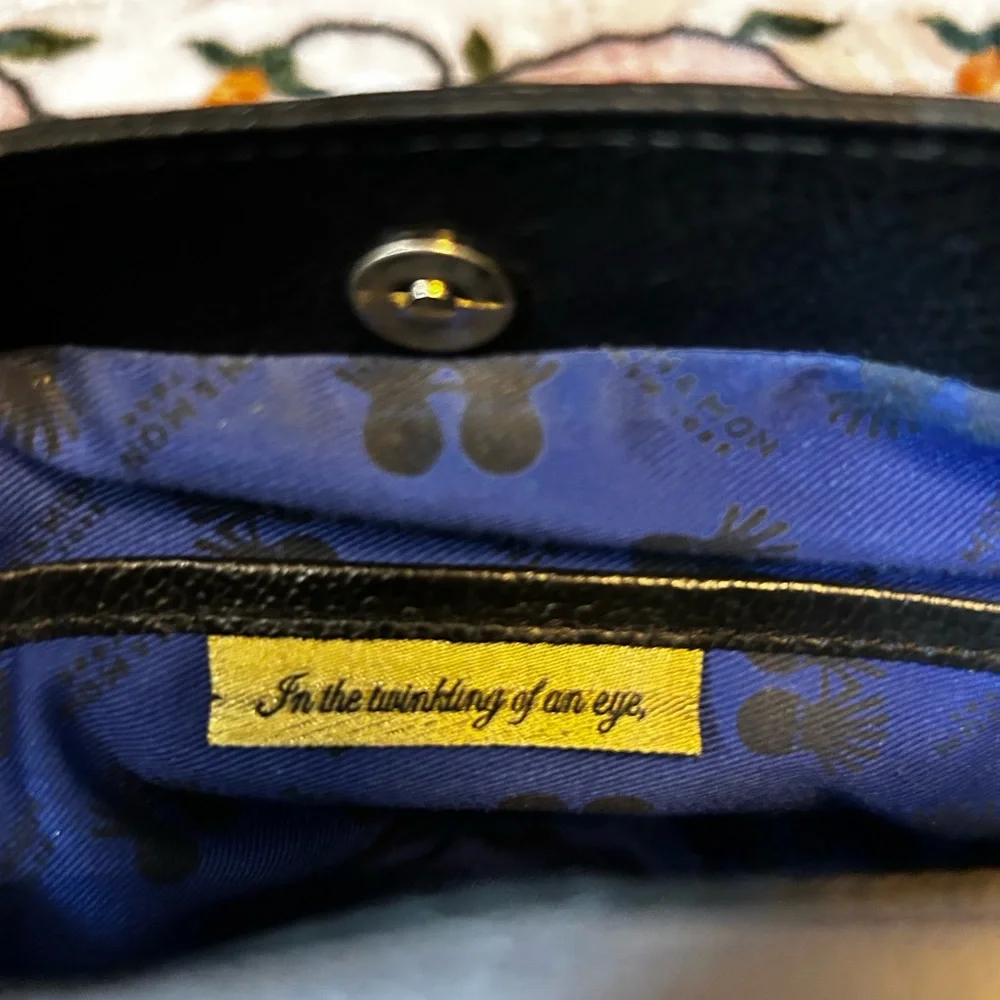 Min & Mon Pebbled Leather Reversible Crossbody - Picture 5 of 5